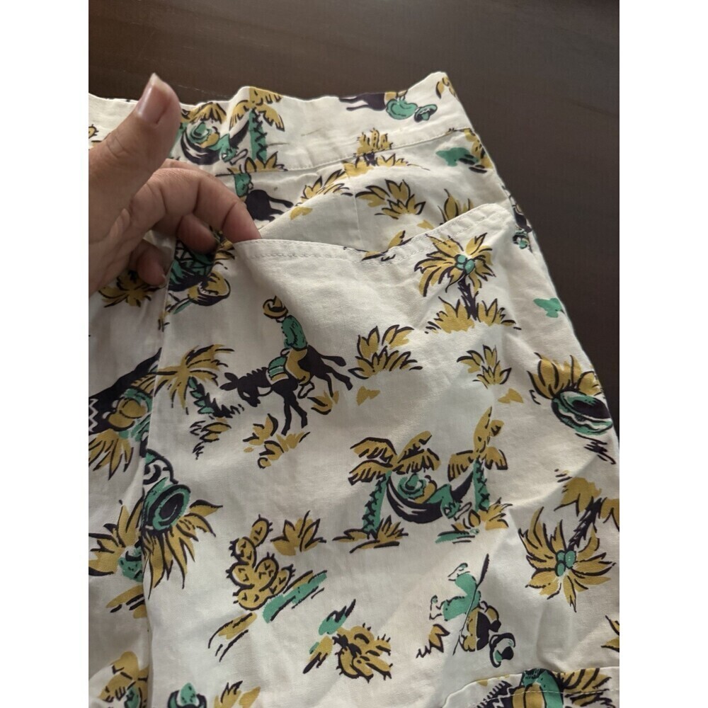 Vivien of Holloway Vintage Western Cowboy Print Shorts (112) - Picture 6 of 8